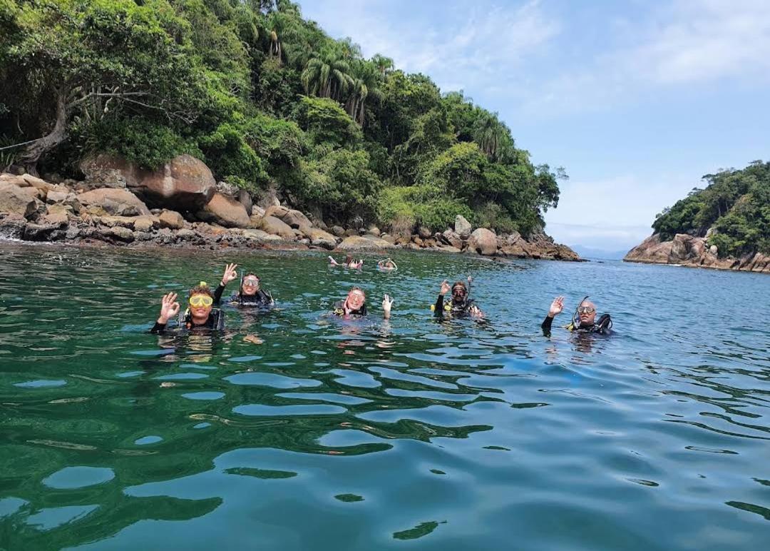 Ubatuba Wild Surf Hostel Екстер'єр фото