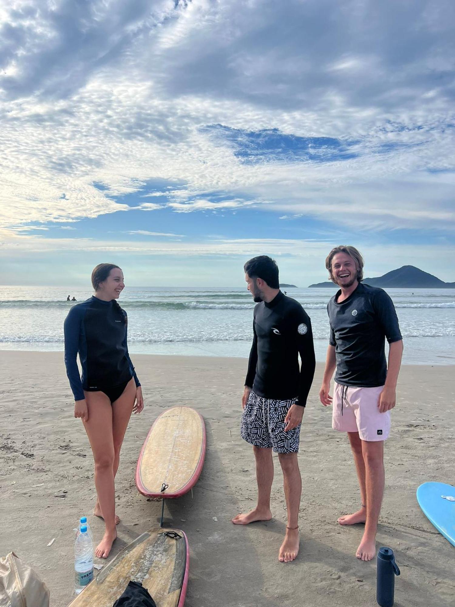 Ubatuba Wild Surf Hostel Екстер'єр фото